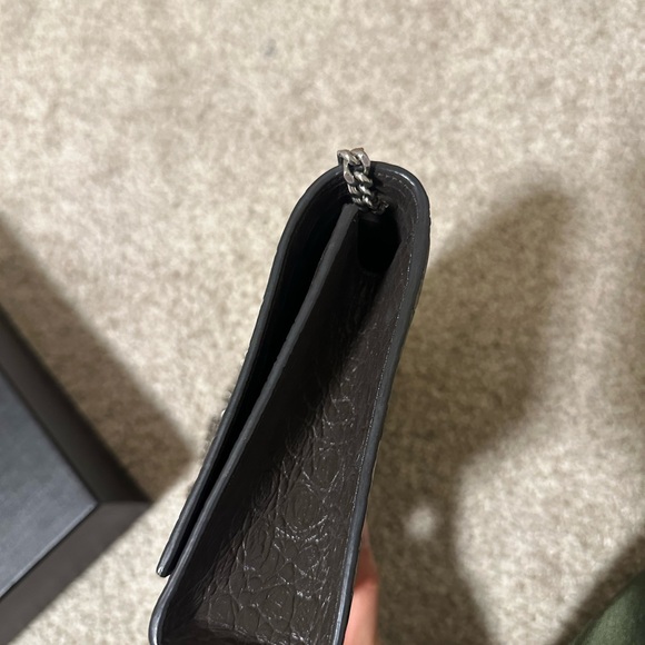 YSL Medium embossed monogram kate tassle - Picture 8 of 9